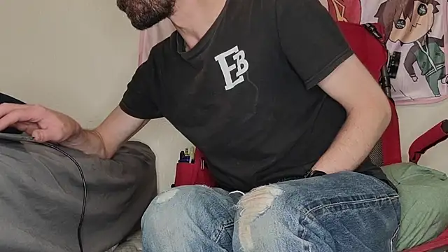 SlammyDjr online show from November 2025 11:43:02 AM