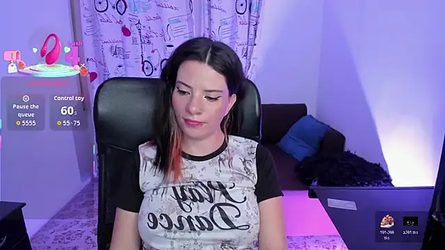 DanaaRey online show from November 2025 04:17:01 PM