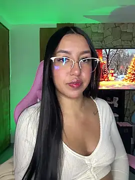 Tamara Roberts1 online show from December 2024 03:28:02 AM