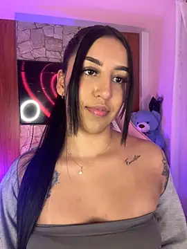 Tamara Roberts1 online show from November 2025 03:18:02 AM