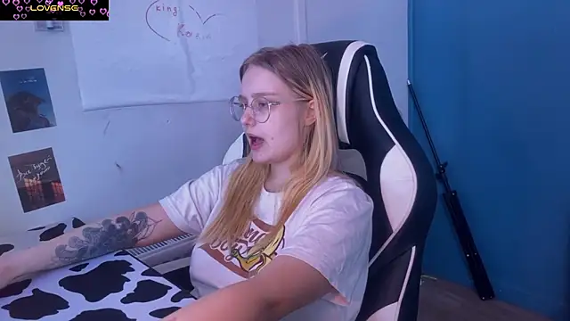 JacyWinslat online show from March 2025 10:48:01 AM