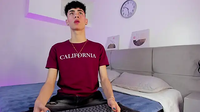 NeoRaptis online show from December 2024 07:56:01 PM