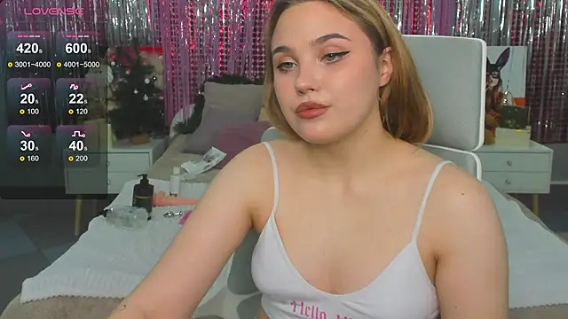 Sweet muffin00 online show from December 2024 12:23:01 PM