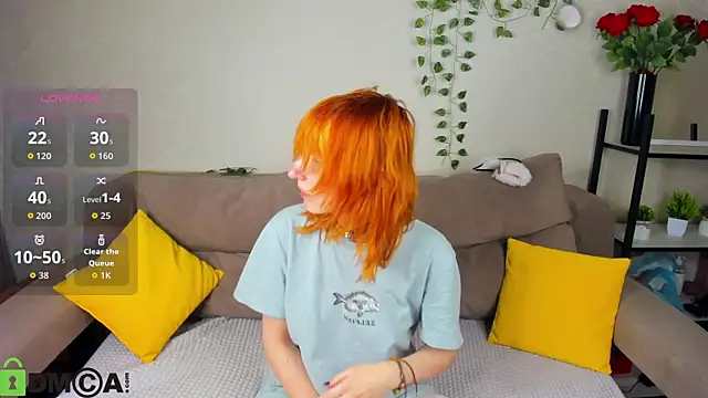 Little Chips online show from November 2025 05:35:01 PM