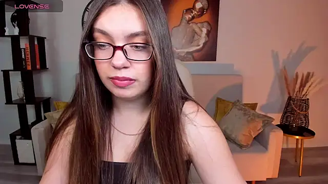 DaniellaLovely online show from December 2024 02:33:01 PM