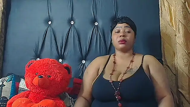 HUMONGUOUSTITSS online show from September 2025 03:46:02 PM