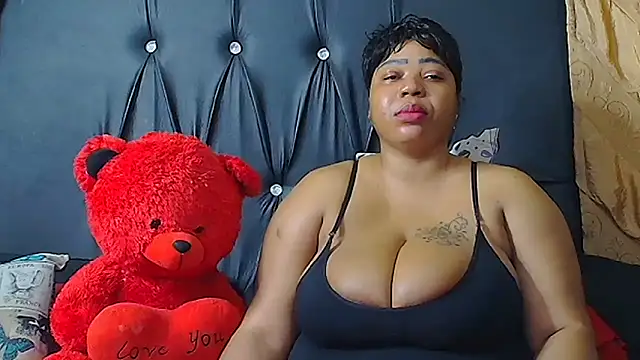 HUMONGUOUSTITSS online show from September 2025 05:16:02 PM