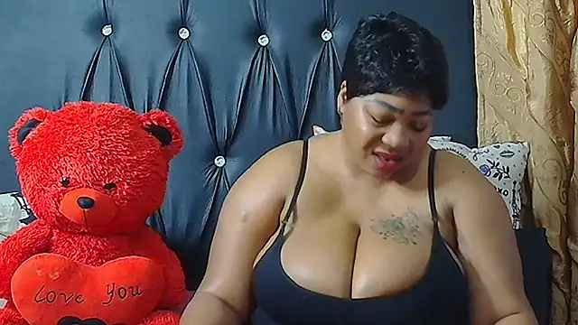 HUMONGUOUSTITSS online show from September 2025 02:33:01 PM