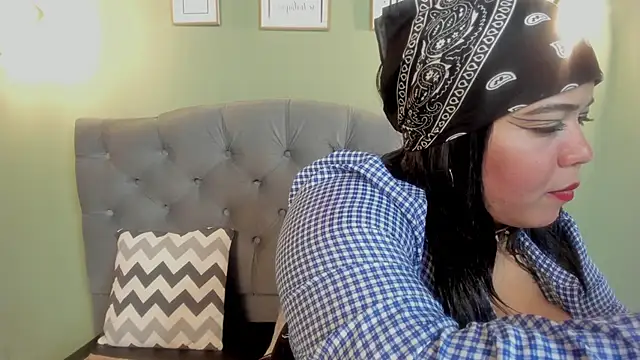 KRYSTENMOON online show from January 2025 03:11:02 AM