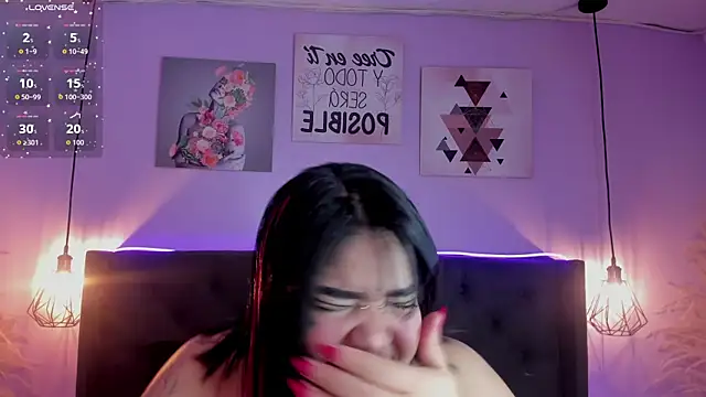 KRYSTENMOON online show from April 2026 02:04:01 PM