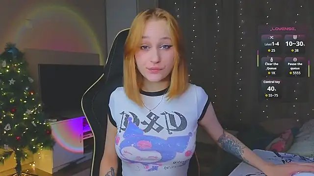 MaryRace online show from December 2025 12:34:02 PM