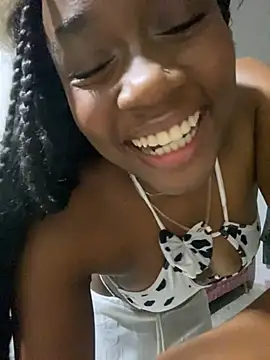 Snapshot of EscorpiLeoncita chatting on February 2026 04:49:02 AM EscorpiLeoncita online show from February 2026 04:49:02 AM