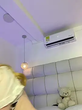 Alexa Handler online show from April 2026 07:40:02 PM