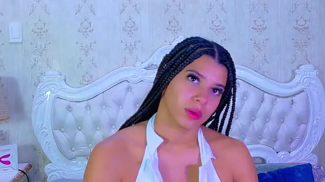 TiaraRosse online show from September 2025 12:06:01 PM