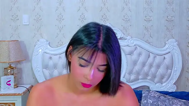 TiaraRosse online show from October 2025 04:34:01 AM