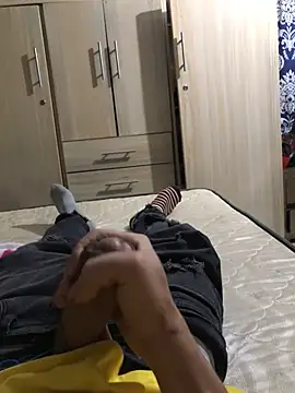 macg96 online show from January 2025 05:15:02 AM