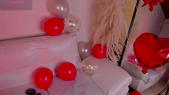 Rebeca Williams  online show from February 2026 01:08:02 PM