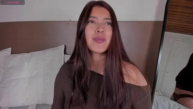 Snapshot of Rebeca_Williams_ chatting on June 2026 10:32:01 AM Rebeca Williams online show from June 2026 10:32:01 AM