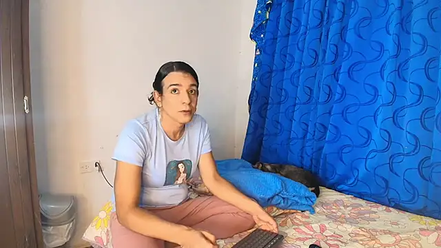 Oh Tique online show from November 2025 07:45:02 PM