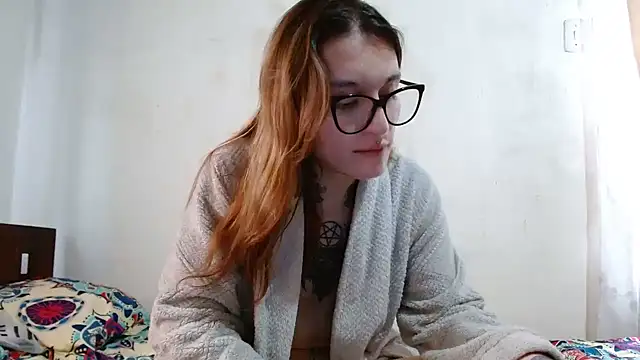 kittenlizz online show from February 2025 09:26:02 PM