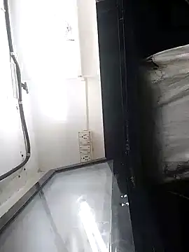 heartless  95 online show from February 2025 03:20:02 PM