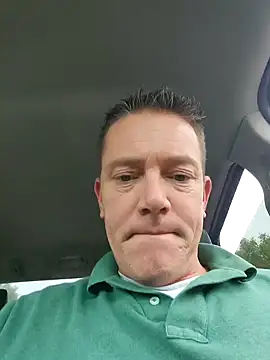 Bigtater1999 online show from October 2025 09:37:02 PM