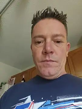 Bigtater1999 online show from April 2026 08:17:01 PM