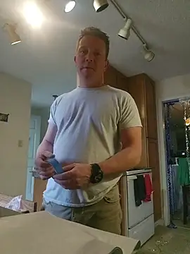 Bigtater1999 online show from June 2026 09:52:01 PM