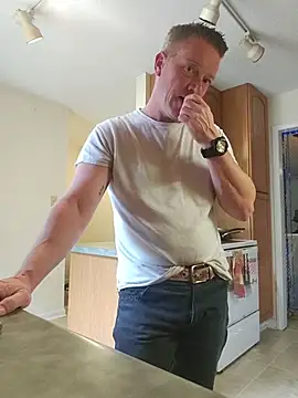 Bigtater1999 online show from July 2026 08:45:02 PM