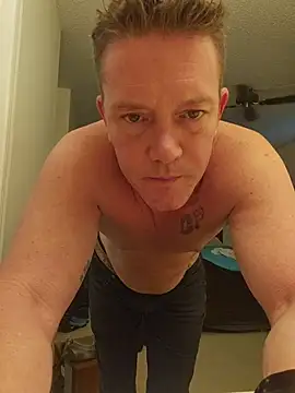 Bigtater1999 online show from July 2026 07:56:01 PM