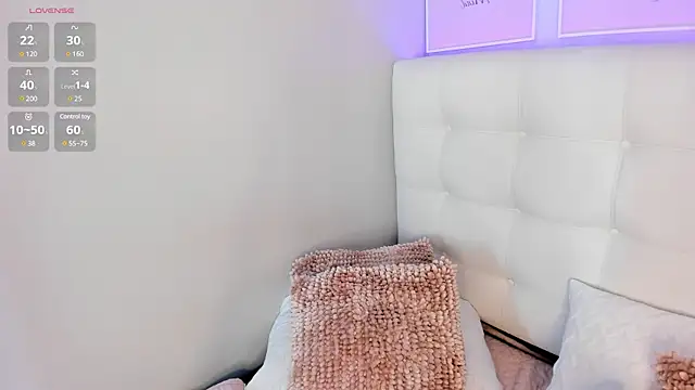 aashley jones online show from December 2024 04:55:01 AM