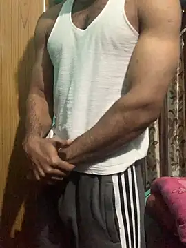 Snapshot of Vampire_xoxo chatting on December 2024 06:03:02 PM Vampire xoxo online show from December 2024 06:03:02 PM