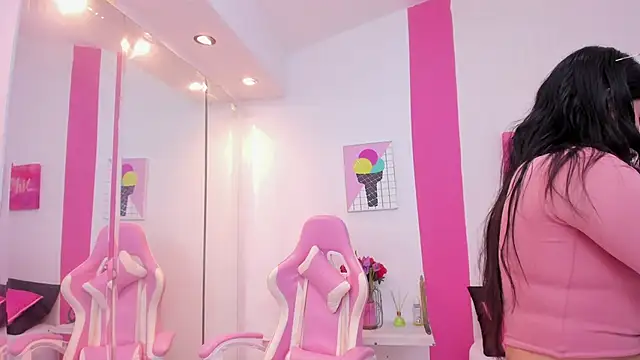 scarlette 15  online show from March 2025 07:47:01 AM