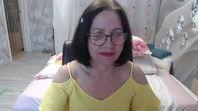 OlgaHottie online show from April 2026 11:43:02 PM