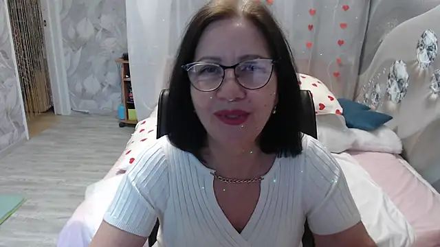 Snapshot of OlgaHottie chatting on June 2026 12:00:01 AM OlgaHottie online show from June 2026 12:00:01 AM