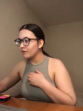 Prudie Gabriella online show from February 2025 12:27:02 PM