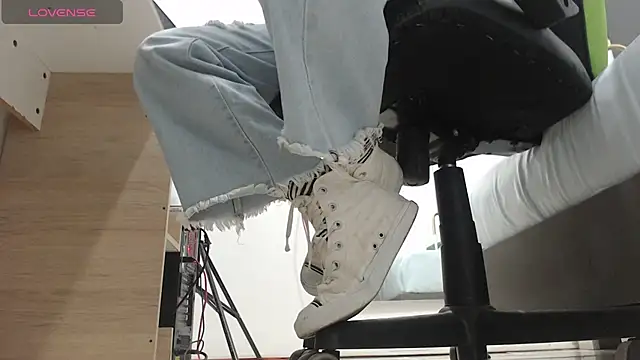 alma fenix online show from February 2025 01:11:01 PM