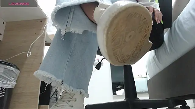 alma fenix online show from March 2025 12:18:02 PM