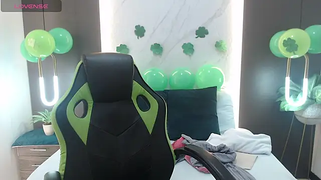 alma fenix online show from March 2025 12:14:02 PM