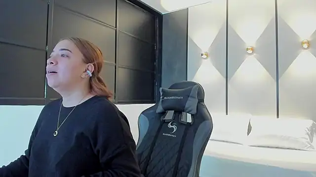 alma fenix online show from September 2025 12:27:02 PM