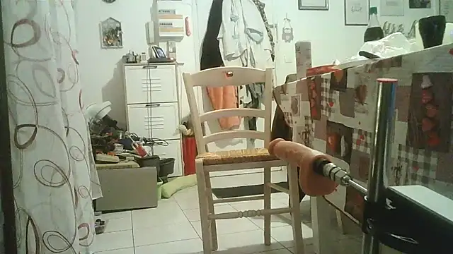 cyril020202 online show from November 2025 08:54:01 PM