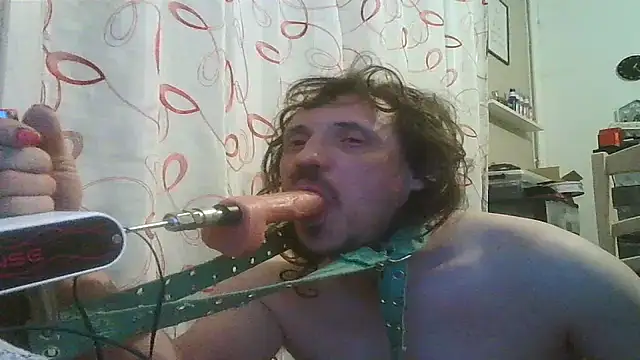 cyril020202 online show from March 2026 02:39:02 AM