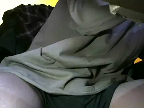 Snapshot of Ray175oo chatting on January 2025 05:00:02 PM Ray175oo online show from January 2025 05:00:02 PM