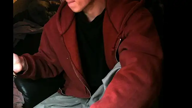 Snapshot of Ray175oo chatting on February 2025 04:25:01 PM Ray175oo online show from February 2025 04:25:01 PM