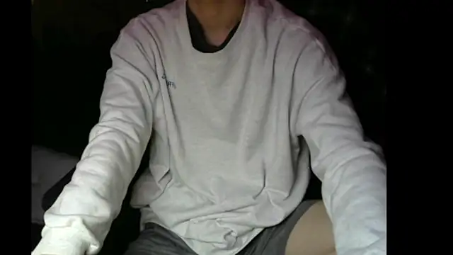 Snapshot of Ray175oo chatting on February 2025 05:07:01 PM Ray175oo online show from February 2025 05:07:01 PM