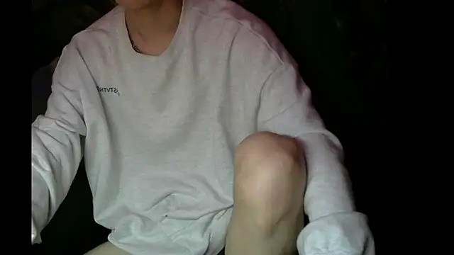 Snapshot of Ray175oo chatting on March 2025 04:34:02 PM Ray175oo online show from March 2025 04:34:02 PM