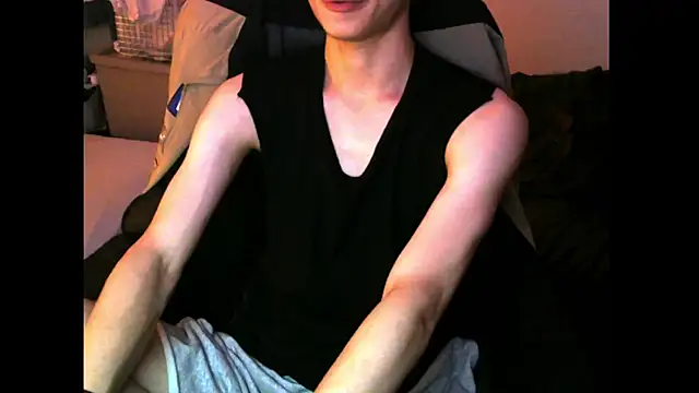 Snapshot of Ray175oo chatting on September 2025 04:55:02 PM Ray175oo online show from September 2025 04:55:02 PM