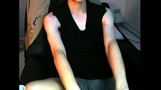 Snapshot of Ray175oo chatting on October 2025 05:23:02 PM Ray175oo online show from October 2025 05:23:02 PM