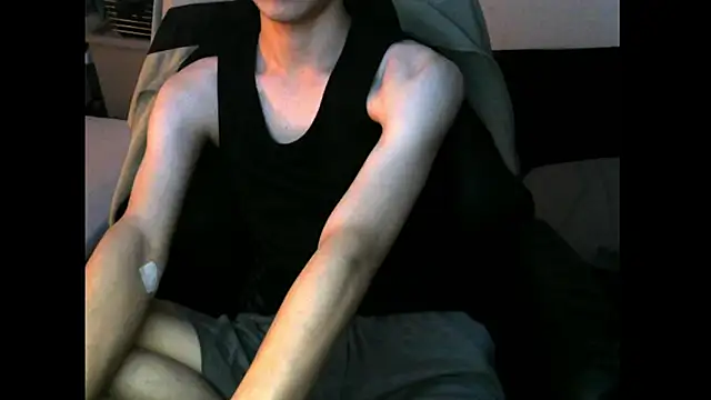 Snapshot of Ray175oo chatting on October 2025 04:18:02 PM Ray175oo online show from October 2025 04:18:02 PM