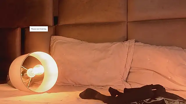 Snapshot of angelinepossy chatting on January 2026 10:24:01 PM angelinepossy online show from January 2026 10:24:01 PM